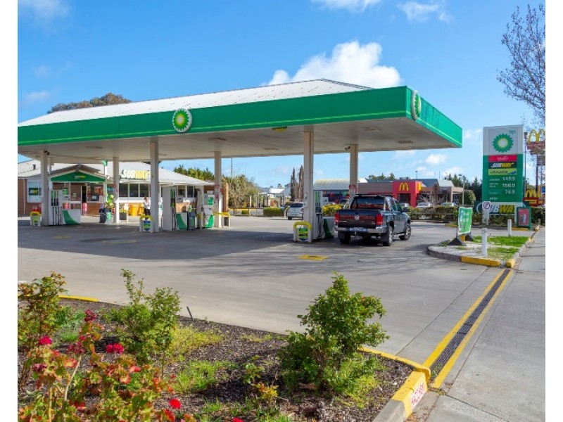 172 High Street, Kangaroo Flat VIC 3555