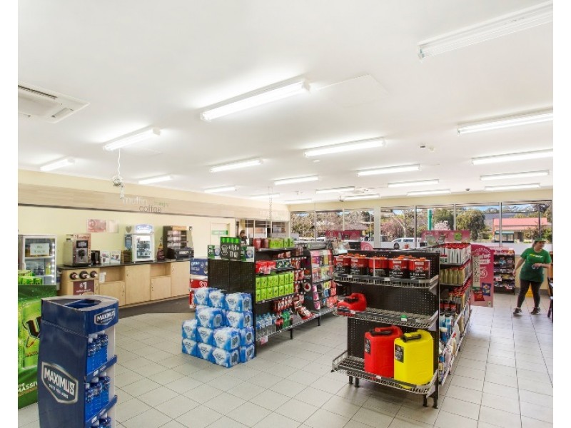 172 High Street, Kangaroo Flat VIC 3555