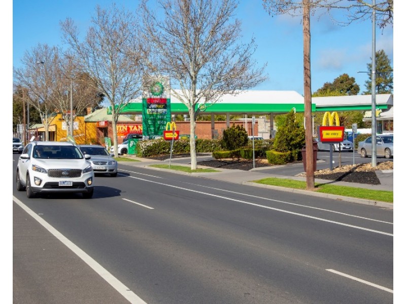 172 High Street, Kangaroo Flat VIC 3555