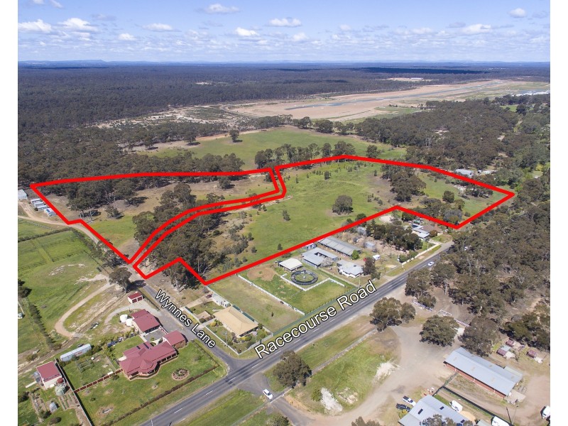 44 Racecourse Road, Ascot VIC 3551