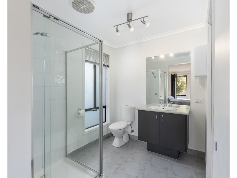 33 Ambrosia Rise, Epsom VIC 3551