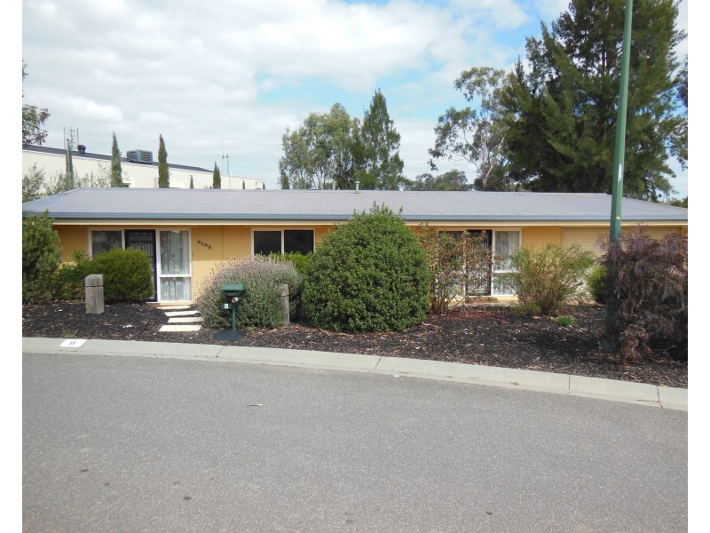 9 Oxford Terrace, Strathdale VIC 3550