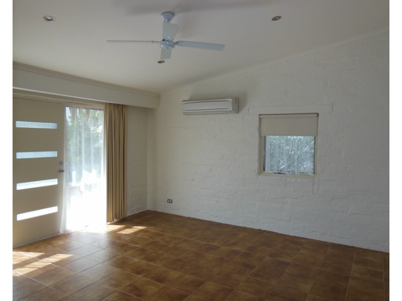 9 Oxford Terrace, Strathdale VIC 3550