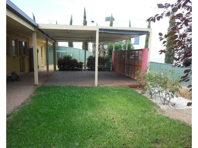 9 Oxford Terrace, Strathdale VIC 3550