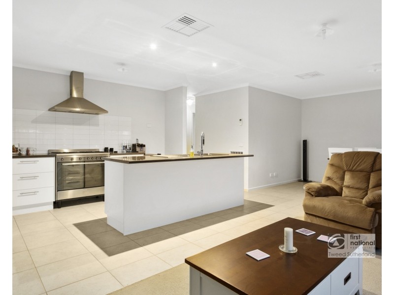 242 Station Street, Epsom VIC 3551