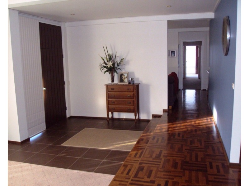 58 Keck Street, Flora Hill VIC 3550