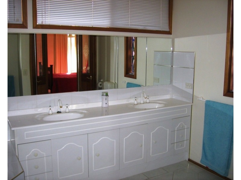 58 Keck Street, Flora Hill VIC 3550