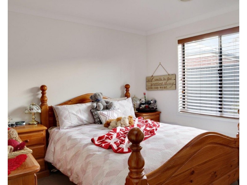 75 Kingston Drive, Eaglehawk VIC 3556