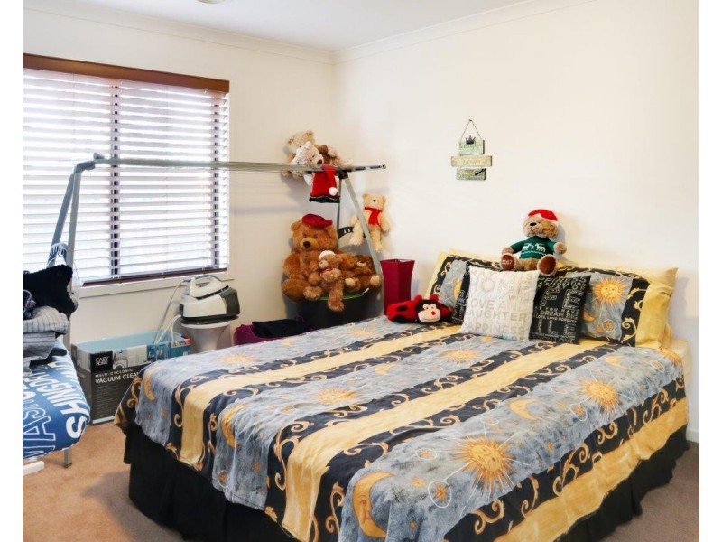 75 Kingston Drive, Eaglehawk VIC 3556