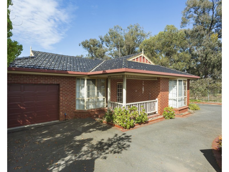 1/100 St Aidans Road, Kennington VIC 3550