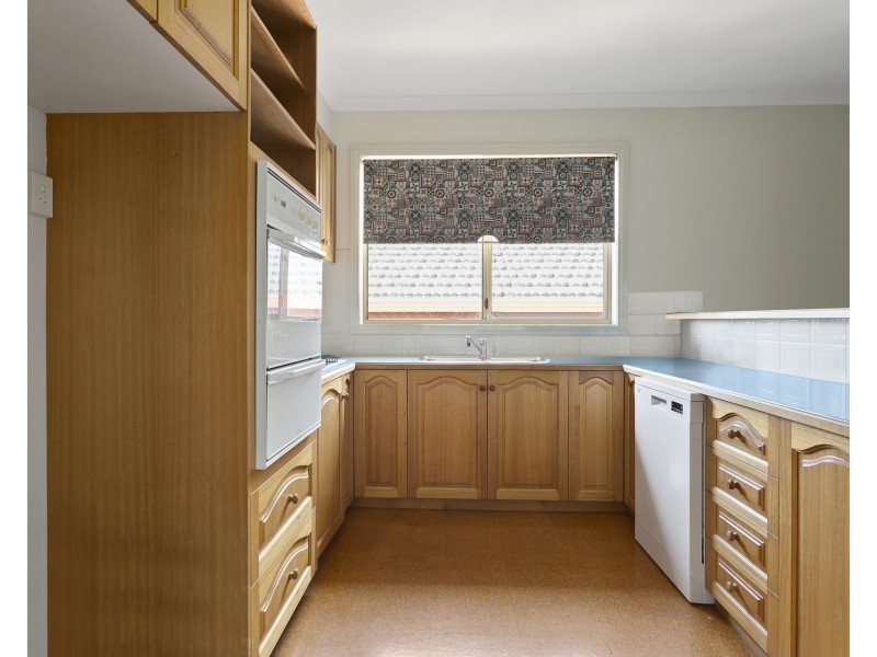 1/100 St Aidans Road, Kennington VIC 3550