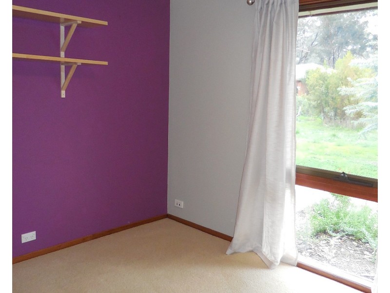 6 Nation Court, Ascot VIC 3551