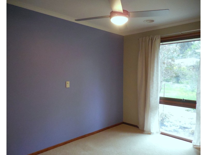 6 Nation Court, Ascot VIC 3551