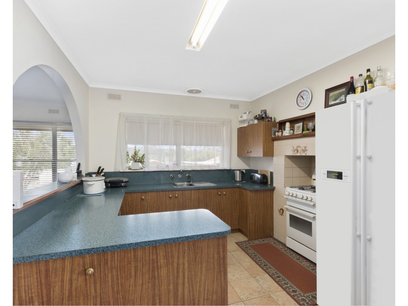 13 Archer Street, Kangaroo Flat VIC 3555