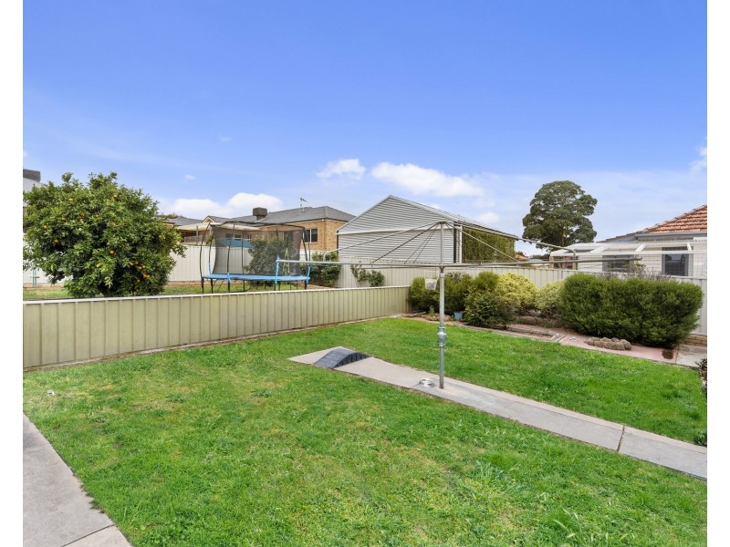 13 Archer Street, Kangaroo Flat VIC 3555