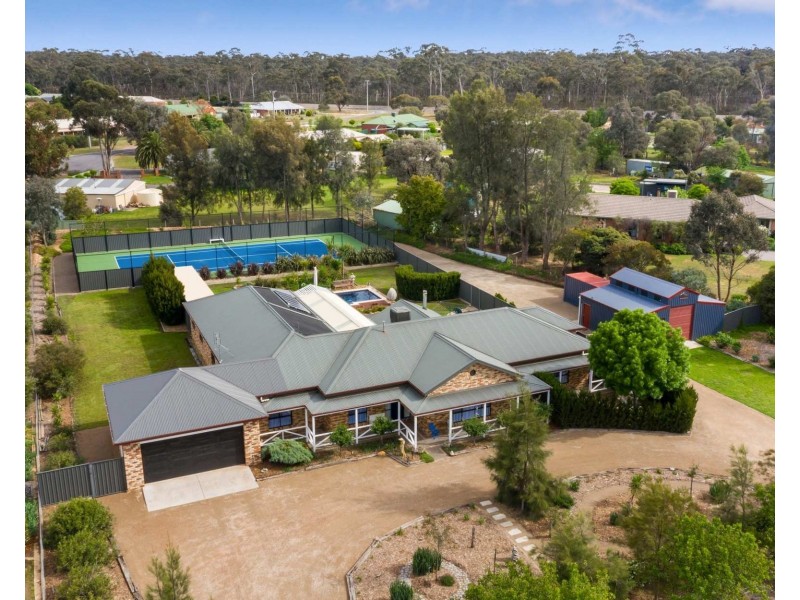 3 Woodlea Close, Strathfieldsaye VIC 3551