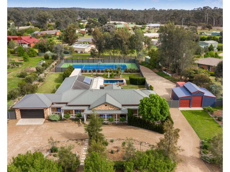 3 Woodlea Close, Strathfieldsaye VIC 3551