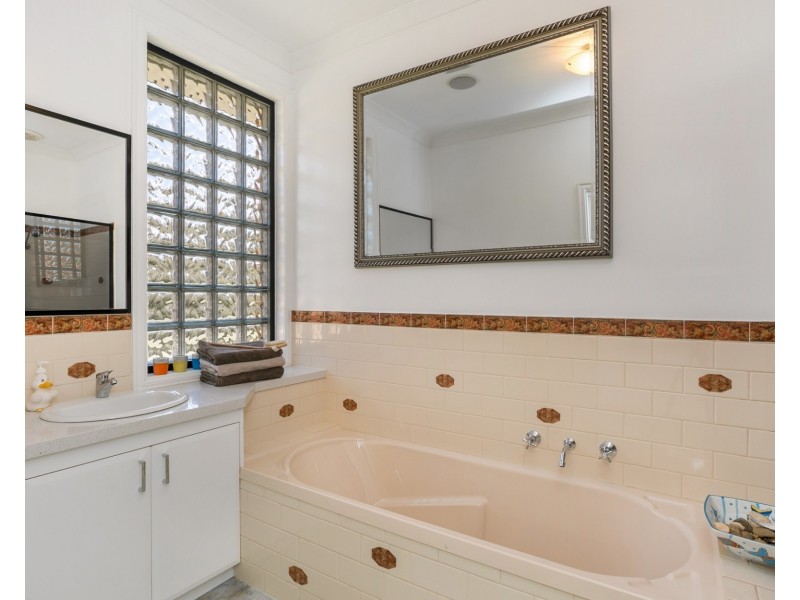 3 Woodlea Close, Strathfieldsaye VIC 3551