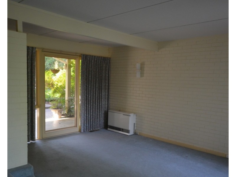 63 Lawson street, Spring Gully VIC 3550