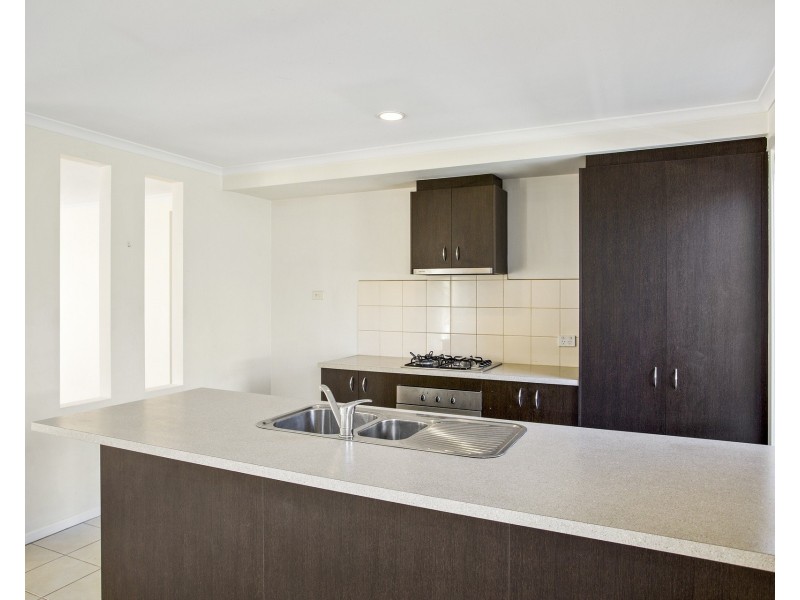 6 Peacock Drive, Epsom VIC 3551