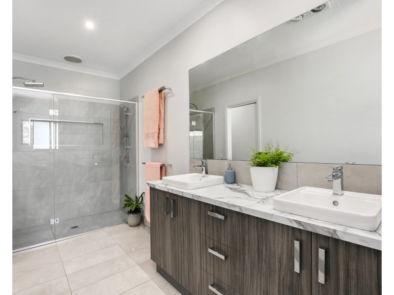 4 Airey Street, Huntly VIC 3551