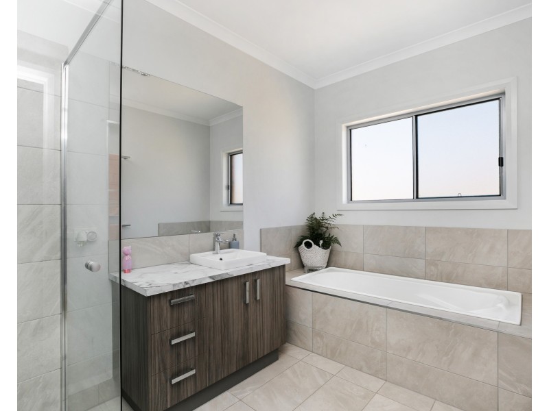 4 Airey Street, Huntly VIC 3551