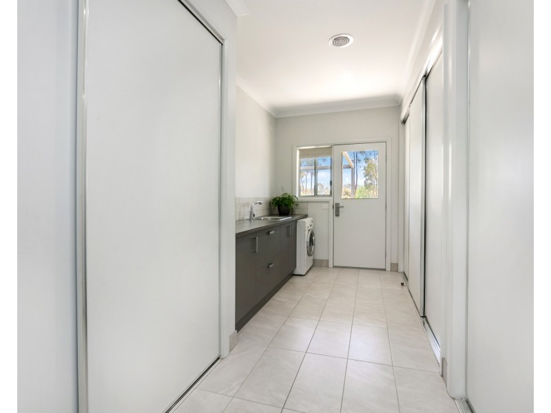 4 Airey Street, Huntly VIC 3551