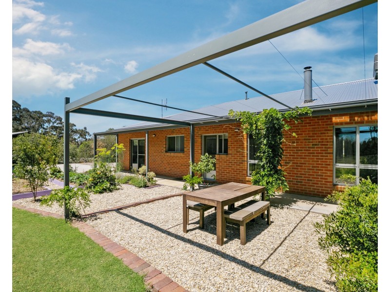 4 Airey Street, Huntly VIC 3551