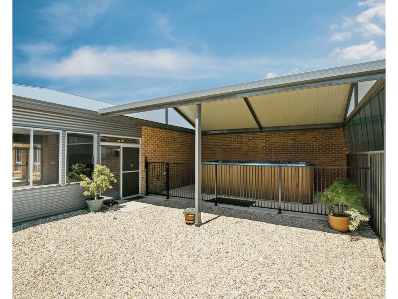 4 Airey Street, Huntly VIC 3551