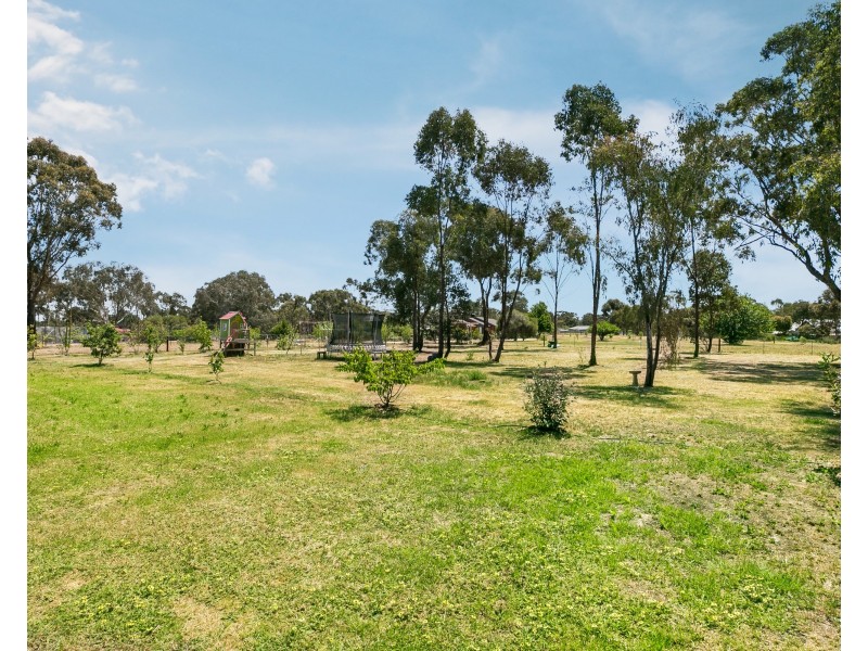 4 Airey Street, Huntly VIC 3551