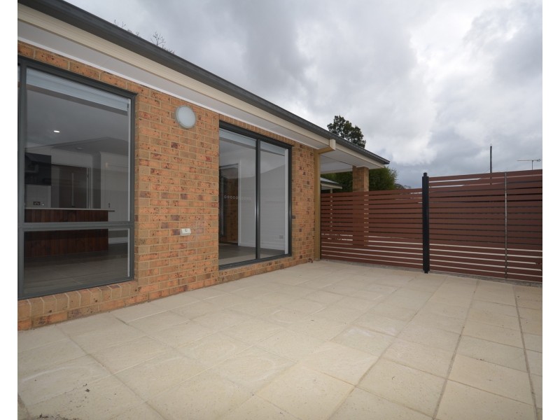 12A Hammer Street, Flora Hill VIC 3550