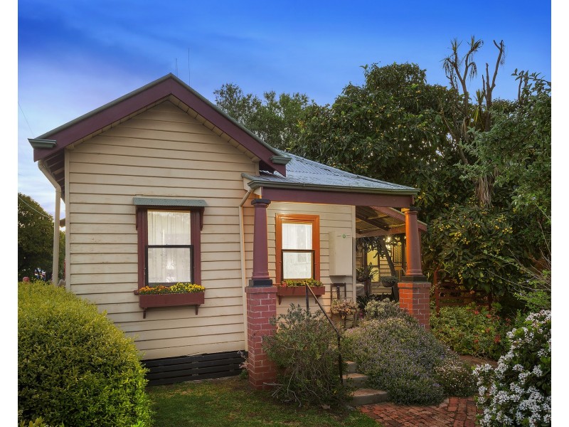 8 Galvin Street, Bendigo VIC 3550