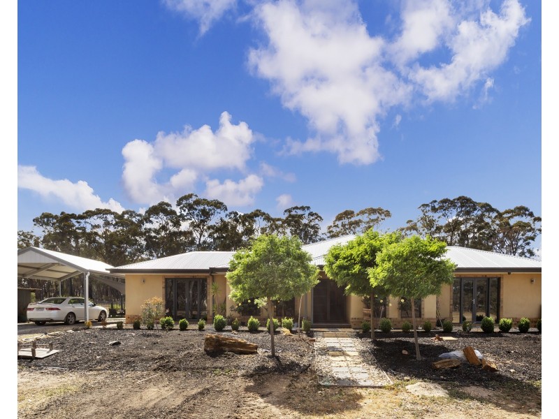 36 Alexander Road, Longlea VIC 3551