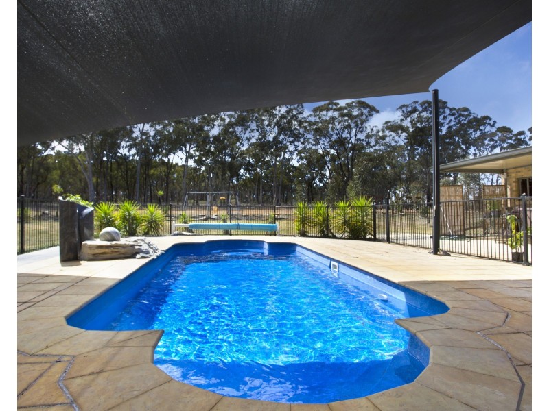 36 Alexander Road, Longlea VIC 3551