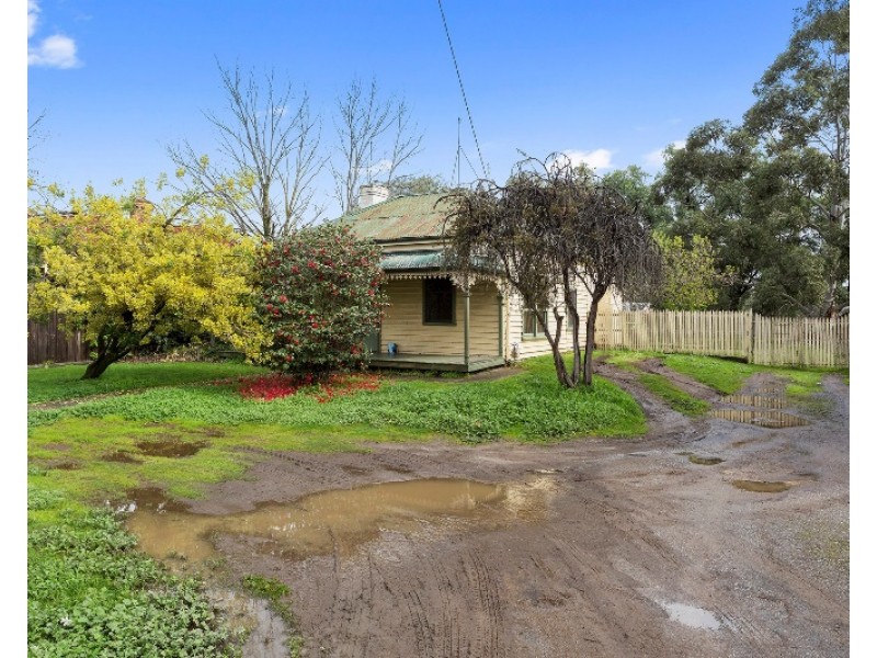 376-378 High Street, Golden Square VIC 3555