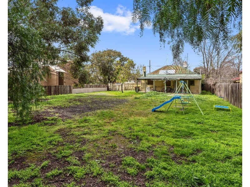 376-378 High Street, Golden Square VIC 3555