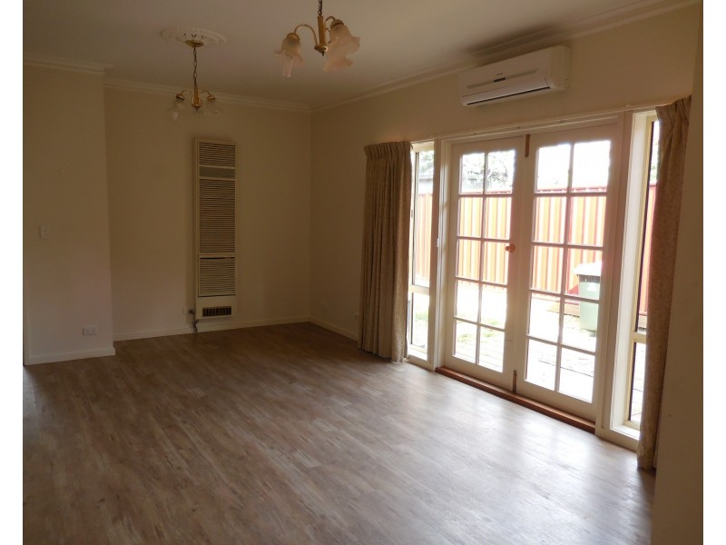 5 School Street, California Gully VIC 3556