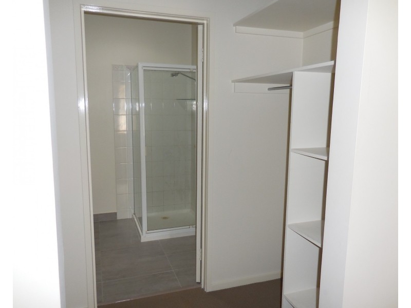 5 School Street, California Gully VIC 3556