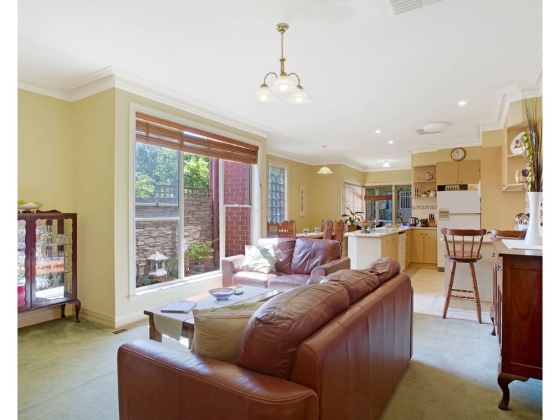 97 Olinda Street, Quarry Hill VIC 3550