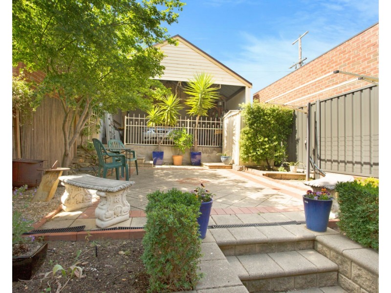 97 Olinda Street, Quarry Hill VIC 3550