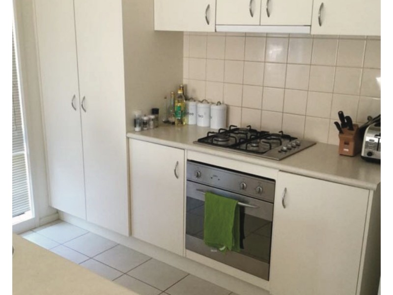 7B Cardogen Place, Kennington VIC 3550