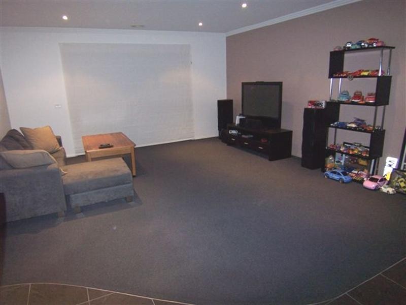 44 Saxby Drive, Strathfieldsaye VIC 3551