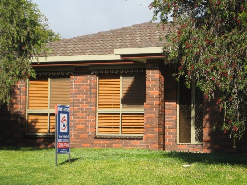 2 Butcher Street, Strathdale VIC 3550