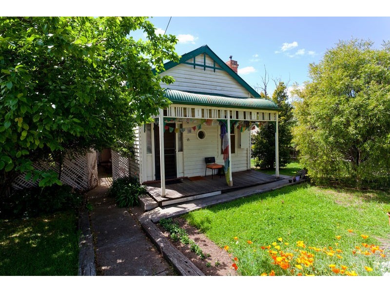 13 Ligar Street, Bendigo VIC 3550