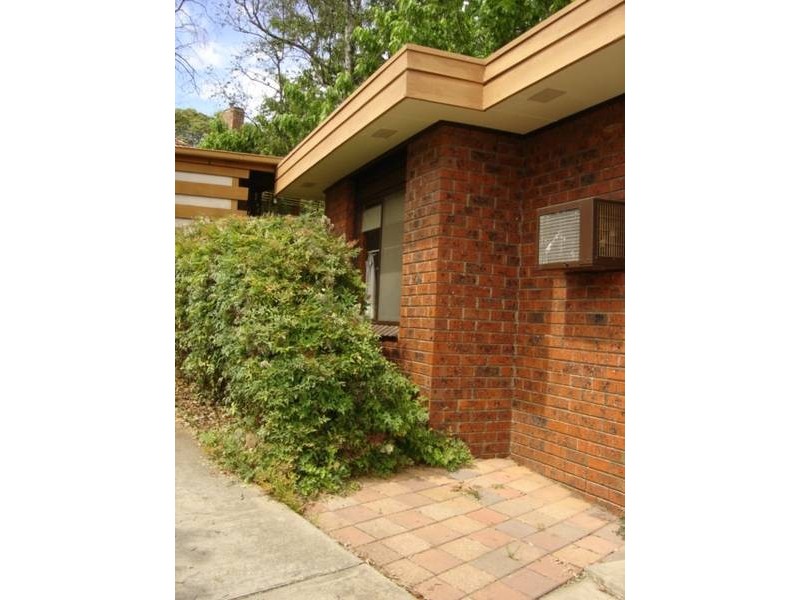 1 Graham Street, Quarry Hill VIC 3550