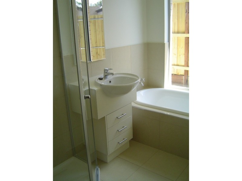 3/7A Curtin Mews, Flora Hill VIC 3550