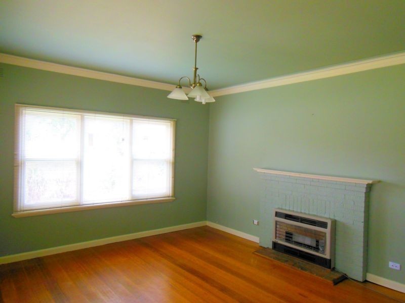 7 Bendigo Crescent, Flora Hill VIC 3550