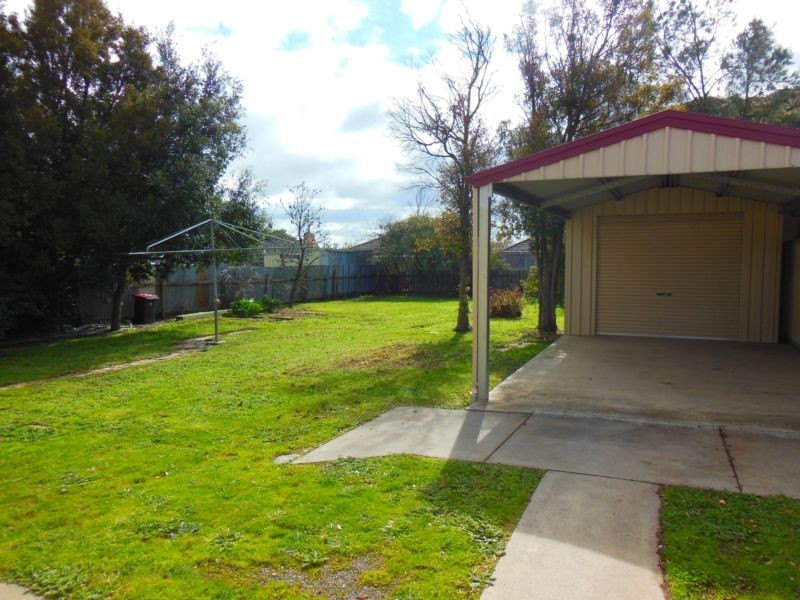 7 Bendigo Crescent, Flora Hill VIC 3550