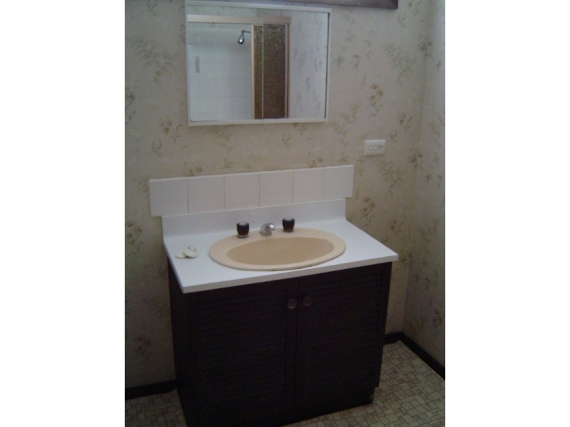 9 Pallett Street, Golden Square VIC 3555