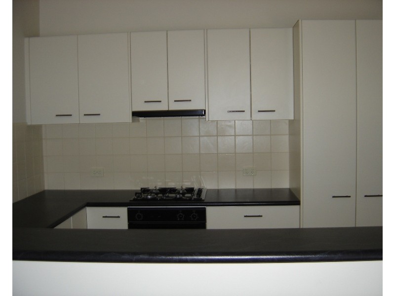 2/50 Houlahan Street, Flora Hill VIC 3550